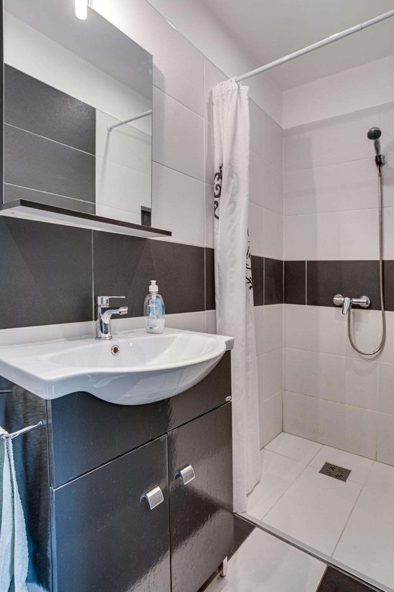 Apartment Magdi Vendeghaz A-b Celldomolk